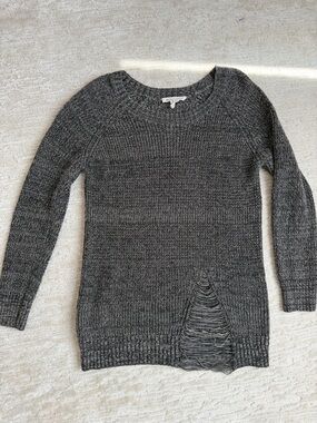 BCBGeneration Gray Scoop Neck Knit Sweater with Distressed V Detail